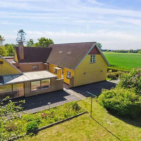 Holiday Home Agny - 2-2Km From The Sea By Interhome * Åkirkeby